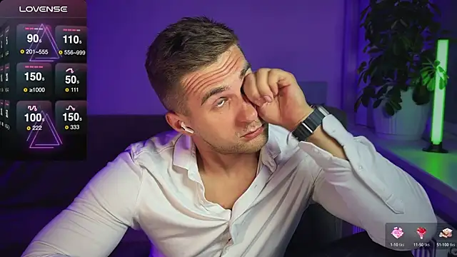 Snapshot of Sweeet__boy chatting on 09.14.25 Sweeet boy online show from 09.14.25