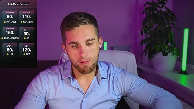 Snapshot of Sweeet__boy chatting on 10.15.25 Sweeet boy online show from 10.15.25