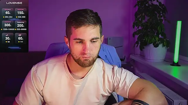 Snapshot of Sweeet__boy chatting on 10.20.25 Sweeet boy online show from 10.20.25