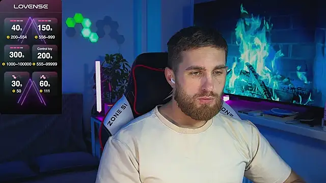 Snapshot of Sweeet__boy chatting on 12.01.25 Sweeet boy online show from 12.01.25