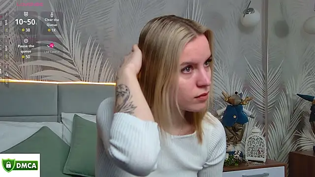 Snapshot of AmaliaBell chatting on 01.14.25 AmaliaBell online show from 01.14.25