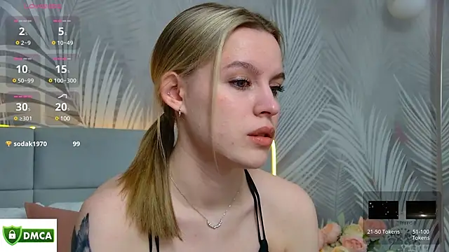 Snapshot of AmaliaBell chatting on 01.19.25 AmaliaBell online show from 01.19.25