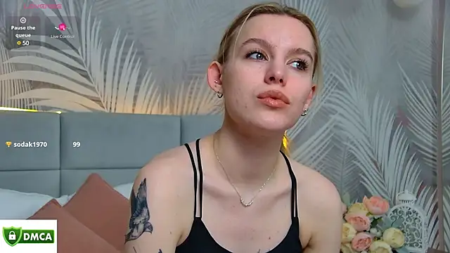 Snapshot of AmaliaBell chatting on 01.19.25 AmaliaBell online show from 01.19.25