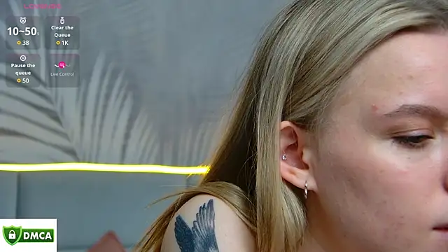 Snapshot of AmaliaBell chatting on 01.24.25 AmaliaBell online show from 01.24.25