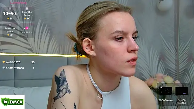 Snapshot of AmaliaBell chatting on 02.11.25 AmaliaBell online show from 02.11.25