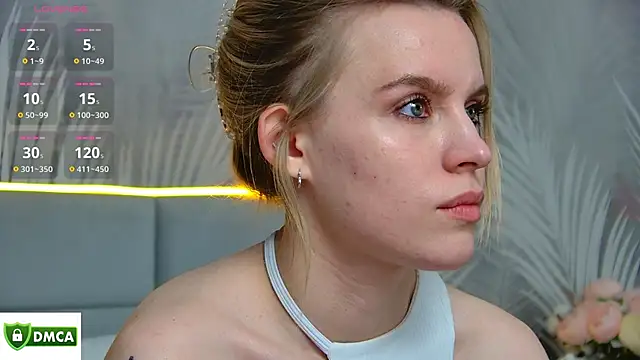 Snapshot of AmaliaBell chatting on 02.20.25 AmaliaBell online show from 02.20.25