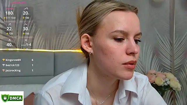 Snapshot of AmaliaBell chatting on 03.06.25 AmaliaBell online show from 03.06.25