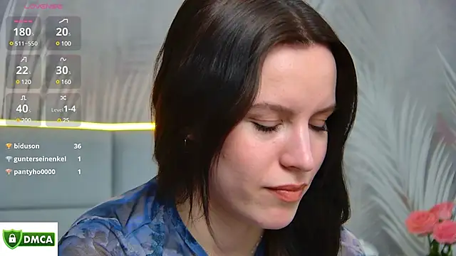 Snapshot of AmaliaBell chatting on 03.09.25 AmaliaBell online show from 03.09.25