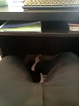 Snapshot of u_wan_me chatting on 02.14.25 u wan me online show from 02.14.25