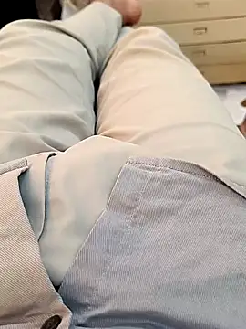 Snapshot of u_wan_me chatting on 03.02.25 u wan me online show from 03.02.25