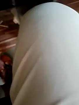 Snapshot of u_wan_me chatting on 03.04.25 u wan me online show from 03.04.25