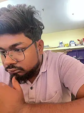 Snapshot of u_wan_me chatting on 09.13.25 u wan me online show from 09.13.25