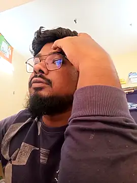 Snapshot of u_wan_me chatting on 10.11.25 u wan me online show from 10.11.25