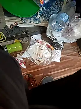 Snapshot of u_wan_me chatting on 10.24.25 u wan me online show from 10.24.25