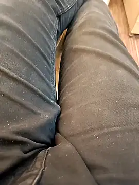 Snapshot of u_wan_me chatting on 11.10.25 u wan me online show from 11.10.25