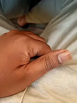 Snapshot of u_wan_me chatting on 11.12.25 u wan me online show from 11.12.25