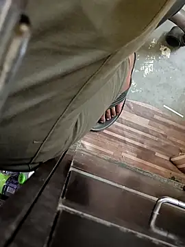 Snapshot of u_wan_me chatting on 11.20.25 u wan me online show from 11.20.25