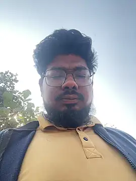 Snapshot of u_wan_me chatting on 12.14.25 u wan me online show from 12.14.25