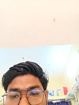 Snapshot of u_wan_me chatting on 12.15.25 u wan me online show from 12.15.25