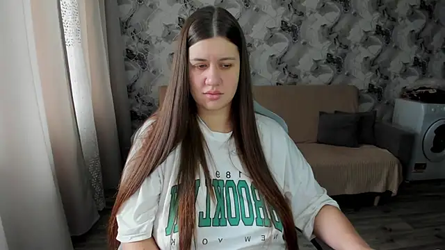 Snapshot of Lis_Kollen chatting on 10.02.25 Lis Kollen online show from 10.02.25