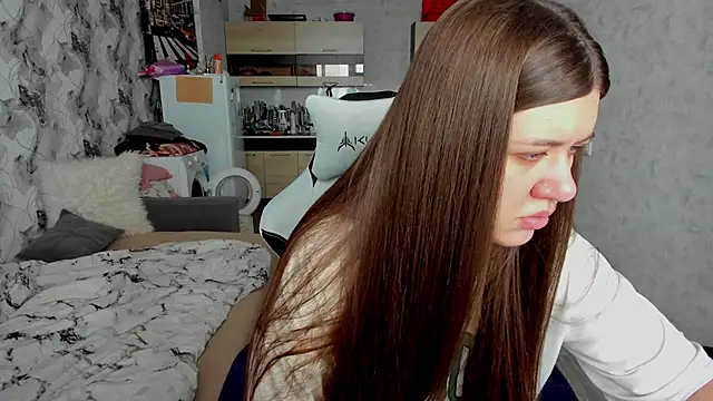 Snapshot of Lis_Kollen chatting on 11.11.25 Lis Kollen online show from 11.11.25