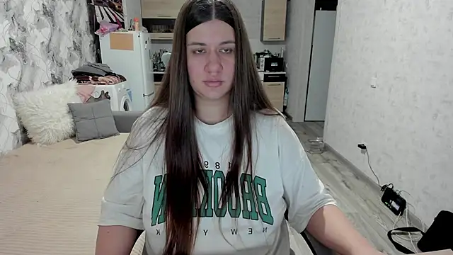 Snapshot of Lis_Kollen chatting on 11.18.25 Lis Kollen online show from 11.18.25