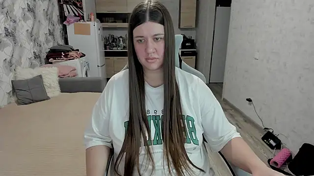 Snapshot of Lis_Kollen chatting on 11.22.25 Lis Kollen online show from 11.22.25