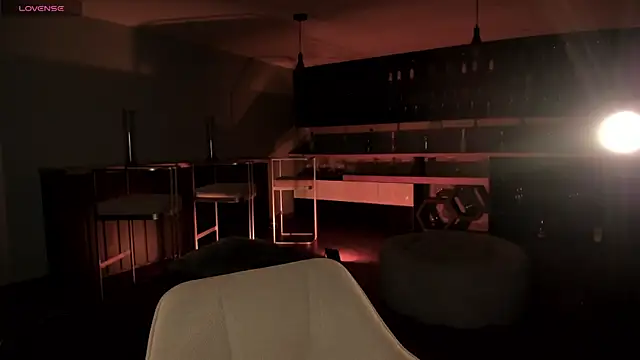 AmyArmstrong online show from 01.21.25