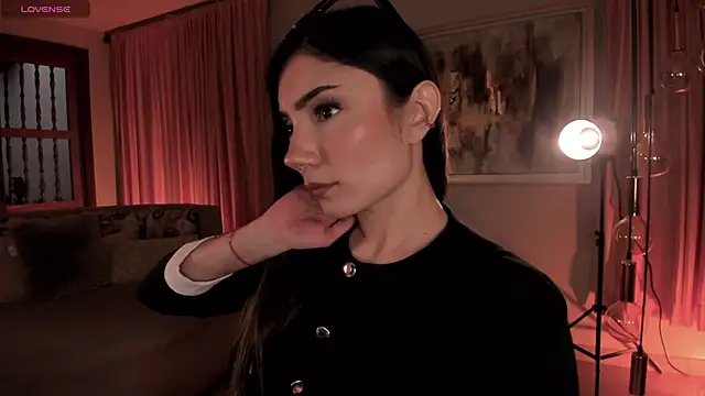 AmyArmstrong online show from 02.20.25