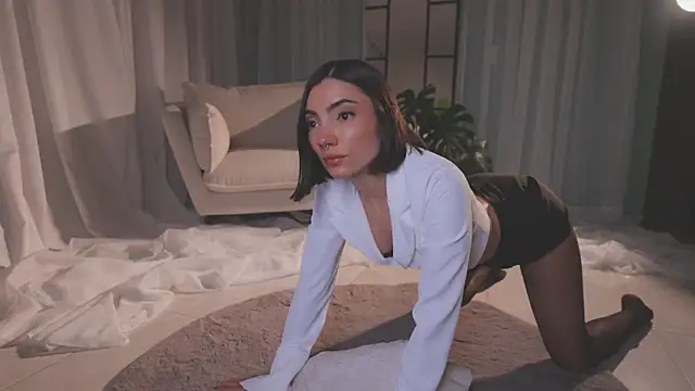 AmyArmstrong online show from 03.25.26