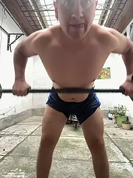 Snapshot of oliver_price1 chatting on 01.10.26 oliver price1 online show from 01.10.26