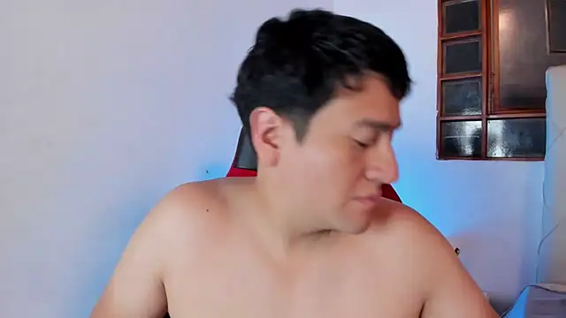 Snapshot of oliver_price1 chatting on 02.20.26 oliver price1 online show from 02.20.26