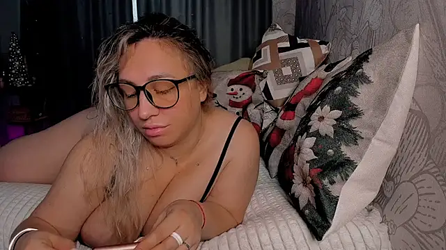 CumOnMy Tits online show from 12.04.25