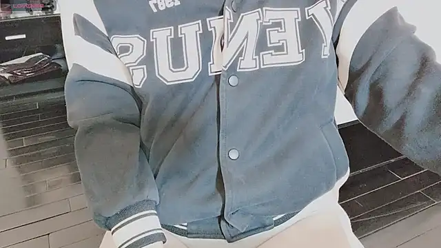 Sophie Secret online show from 02.19.25