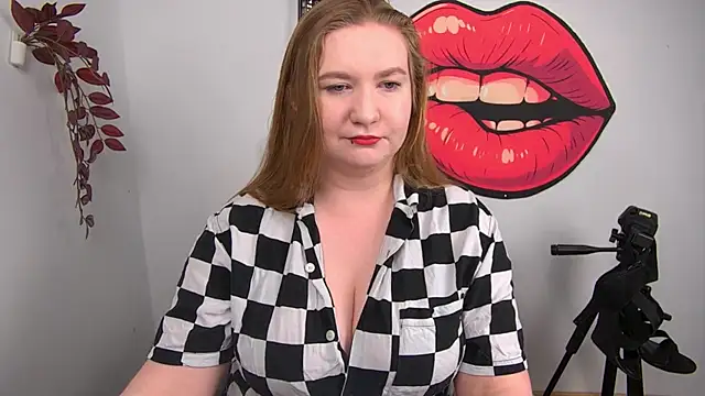 LaraDream online show from 05.27.26