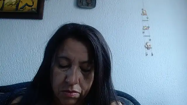 Snapshot of valeriapinter chatting on 04.10.26 valeriapinter online show from 04.10.26