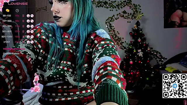 Snapshot of Silvia_Santorskii chatting on 12.22.25 Silvia Santorskii online show from 12.22.25