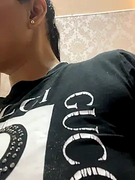 sofia xxx02 online show from 11.21.25