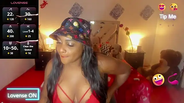 Snapshot of Miagrace chatting on 09.21.25 Miagrace online show from 09.21.25