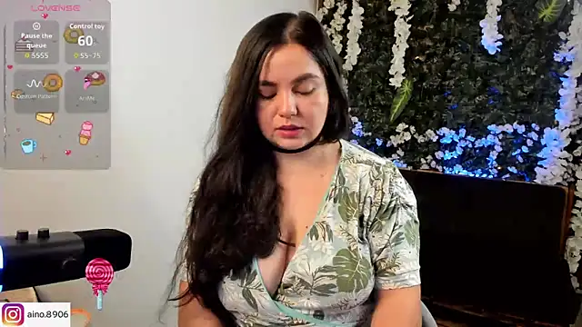 Snapshot of ainohacarter_89 chatting on 11.07.25 ainohacarter 89 online show from 11.07.25