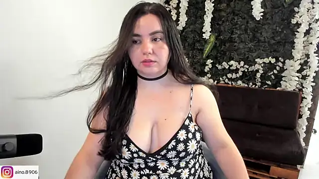 Snapshot of ainohacarter_89 chatting on 11.16.25 ainohacarter 89 online show from 11.16.25