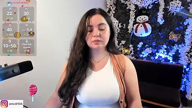 Snapshot of ainohacarter_89 chatting on 11.23.25 ainohacarter 89 online show from 11.23.25