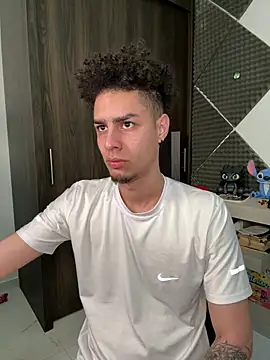 bigryann23 online show from 03.31.26