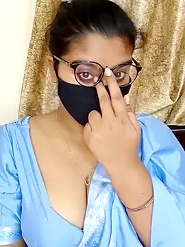 Snapshot of Jasmine_jaaan chatting on 02.07.25 Jasmine jaaan online show from 02.07.25